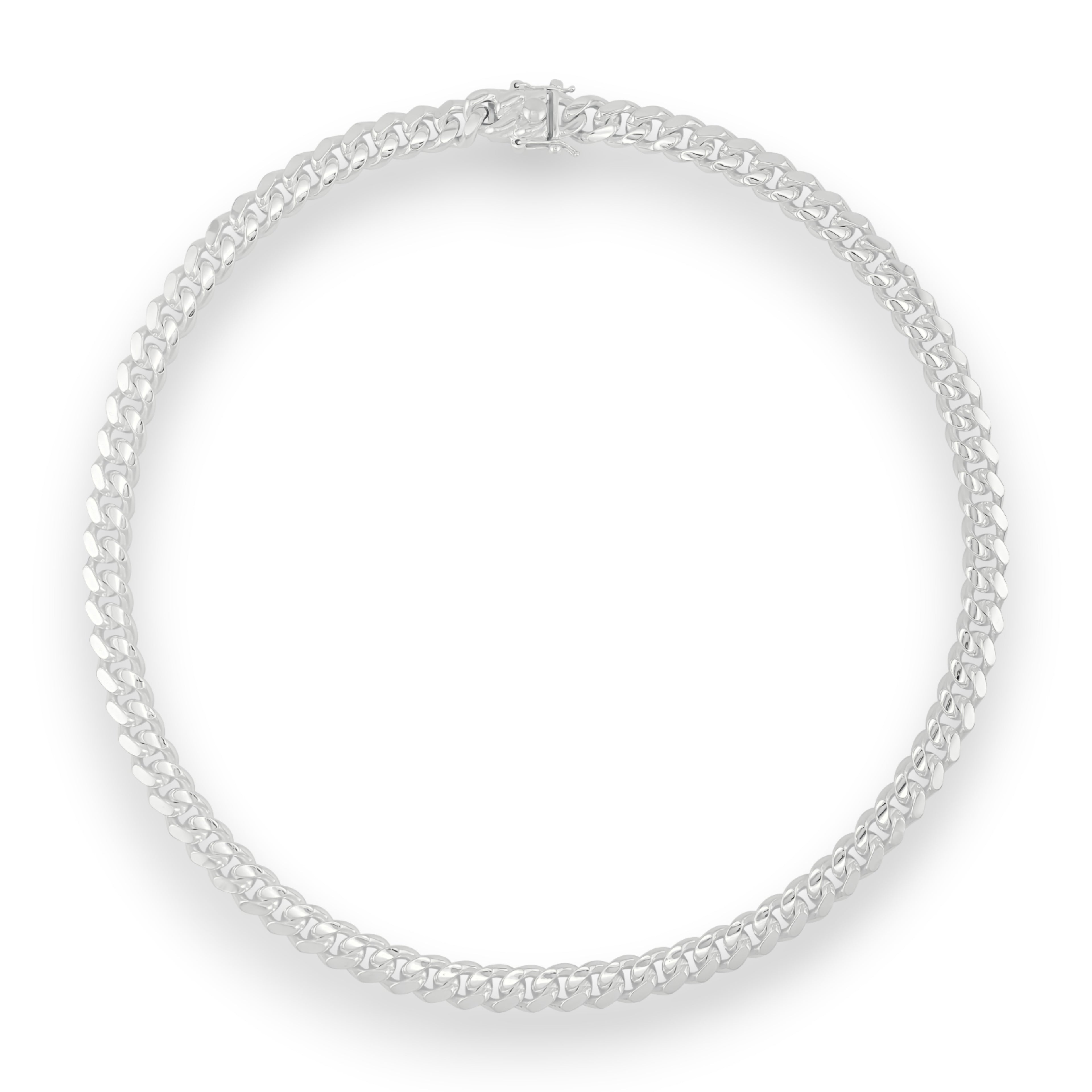 Neviera Cuban link chain necklace — Italian-made 925 sterling silver, 10,5mm width. Professional studio product photograph on a neutral white backdrop with even lighting. Neviera specializes in high-quality Italian-made 925 silver chain necklaces and bracelets.